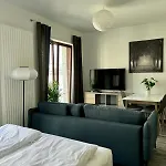 Modern Studio In Old Town
